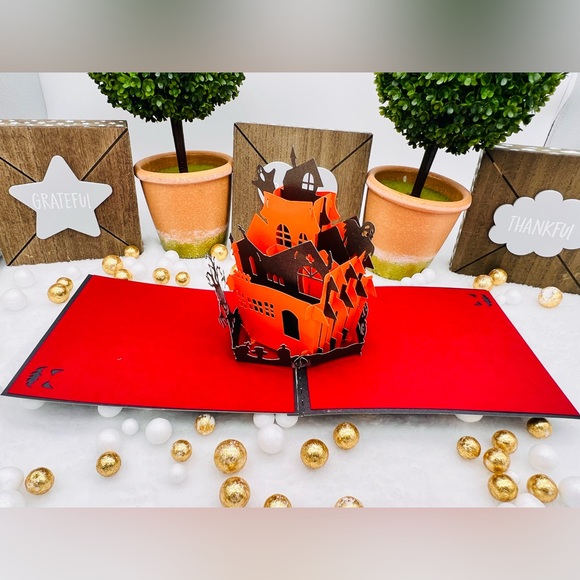 Haunted House Pop Up Card 3D Handmade - Picture 6 of 15